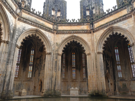 バターリャ修道院未完の礼拝堂