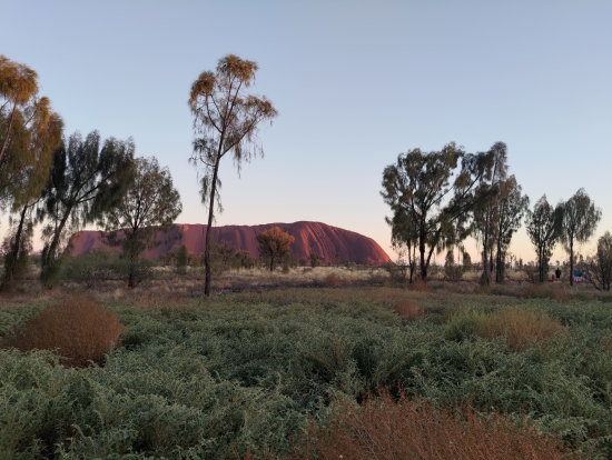照らされるウルル