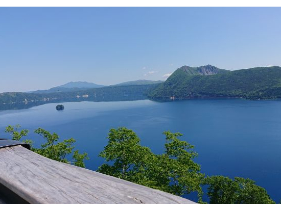 滅多に晴れないと言われている摩周湖が、見事な景観でした!