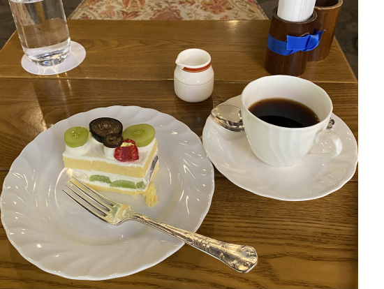 帝国ホテルのティータイム、最高。