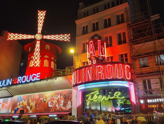 終演後のムーランルージュ