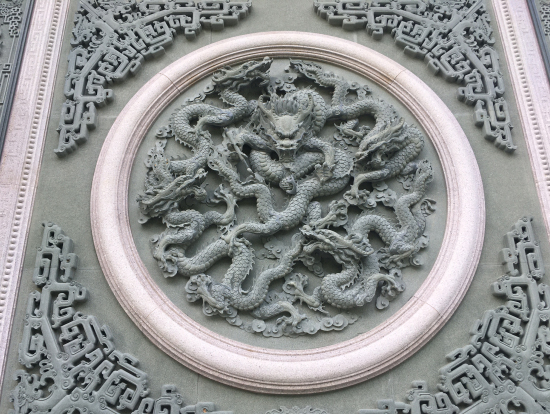 文武廟は喜捨により沢山のパーツが建てられていました