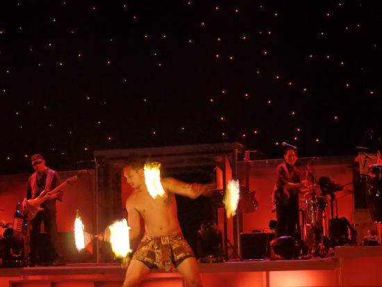 VIP席なので迫力があります