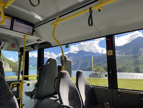 サンモリッツへ向かうバスの景色