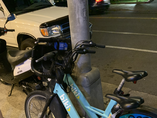 少し離れてたところにbikiでごはんを買いにいけました