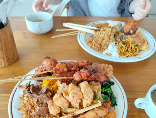 ランチビュッフェ