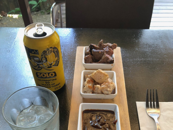 上から、カンガルー、クロコダイル、ソース、エミュー