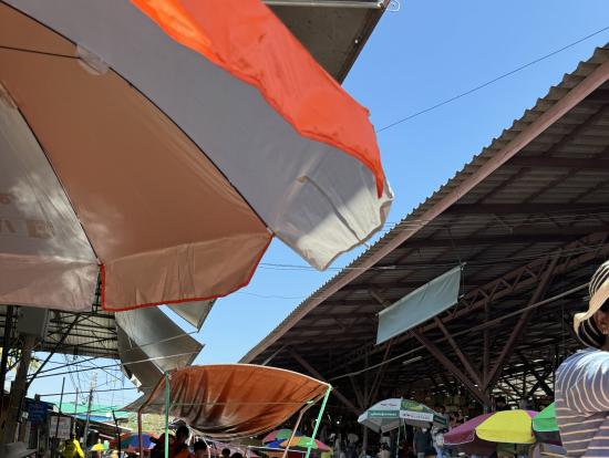 水上マーケット