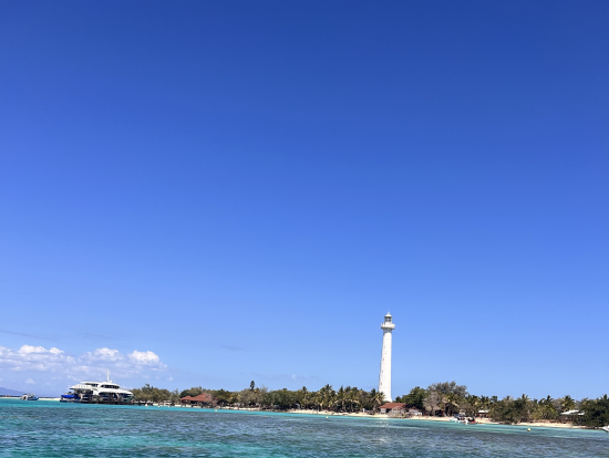 グラスボードからのアメデ島