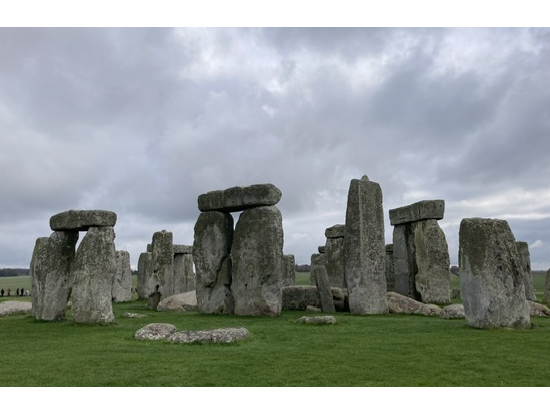 ロンドンは晴れていてもこちらは曇りでした