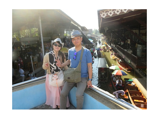 水上マーケット