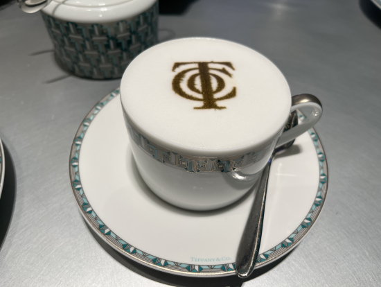 ティファニーのロゴアート