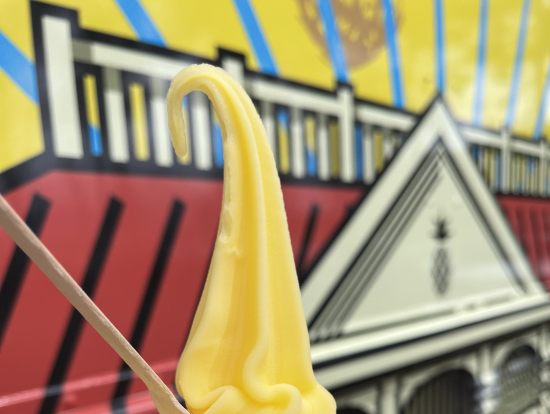 ドール農園にて。パイナップルソフトを。、