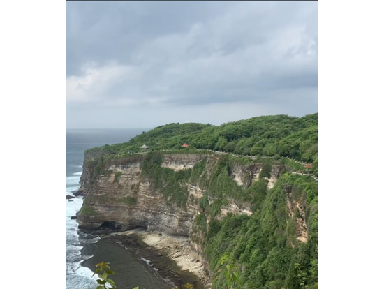 ウルワツ寺院から寺院の先端