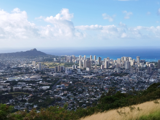 ダイヤモンドヘッドとワイキキビーチ