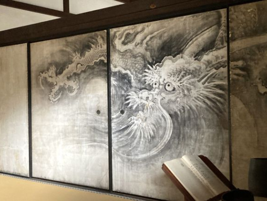 写真は大徳寺 龍源院