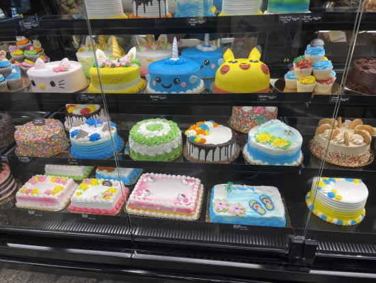 セーフウェイ店内ケーキ売り場