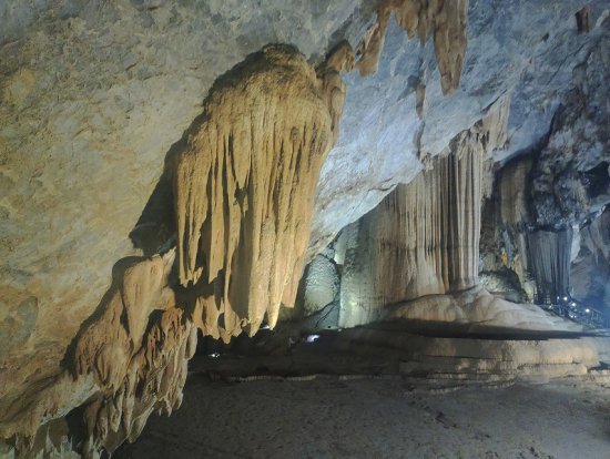 人生最大の鍾乳洞