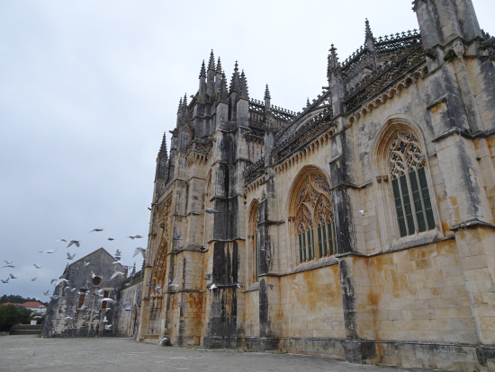 圧巻のバターリャ修道院