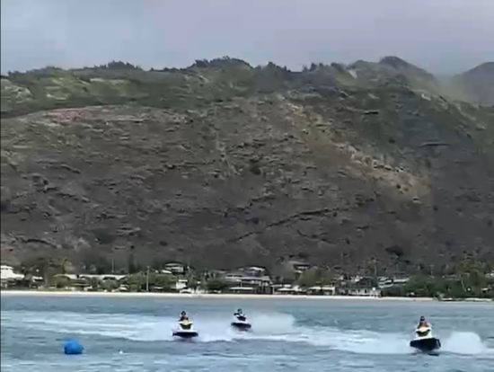 ジェットスキー