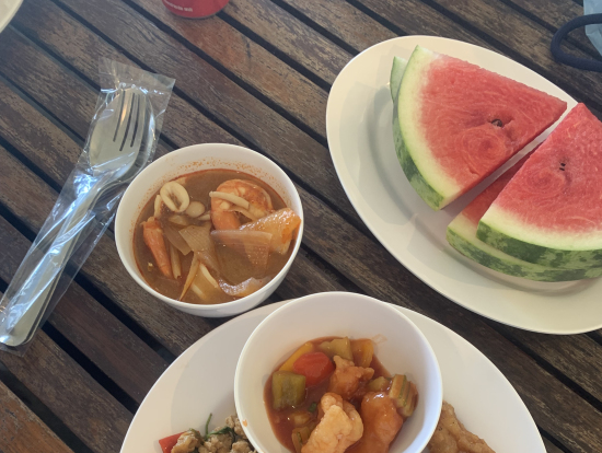 お昼ご飯です！