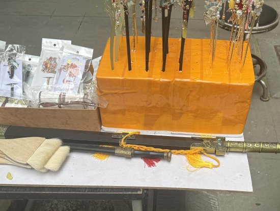 土産物屋で見つけたキングダムの信の剣に似た剣