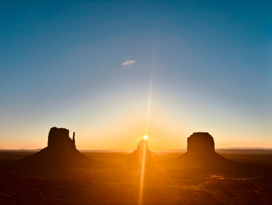 ダイヤモンドモニュメントバレー