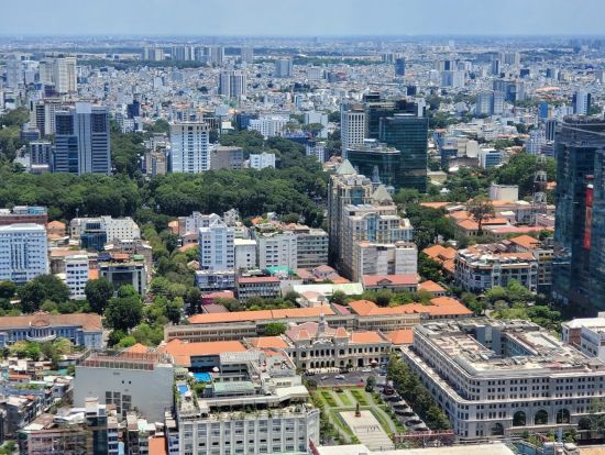 ホーチミン庁舎とホーチミンさん