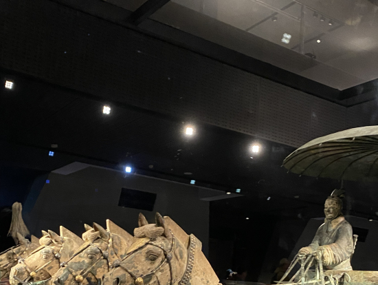 2000年前の銅製の馬車