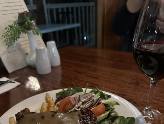 ステーキとシラーズが良かった