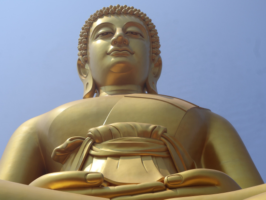 ワットパクナムの仏像