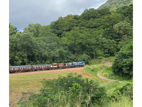 180°カーブ突入！