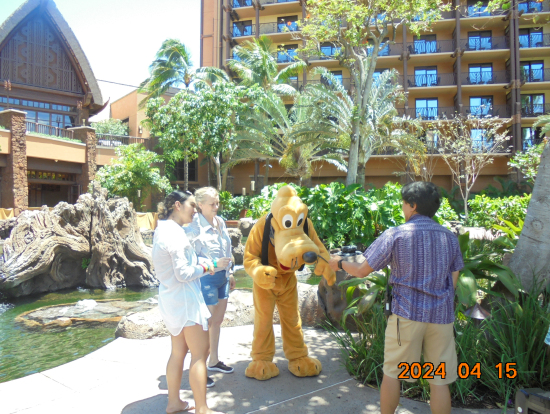 キャラクター達にも会えます。