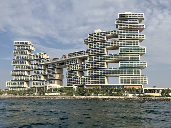 海と建物の綺麗な写真が撮れます