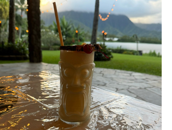 ピニャコラーダは15ドル+チップでした