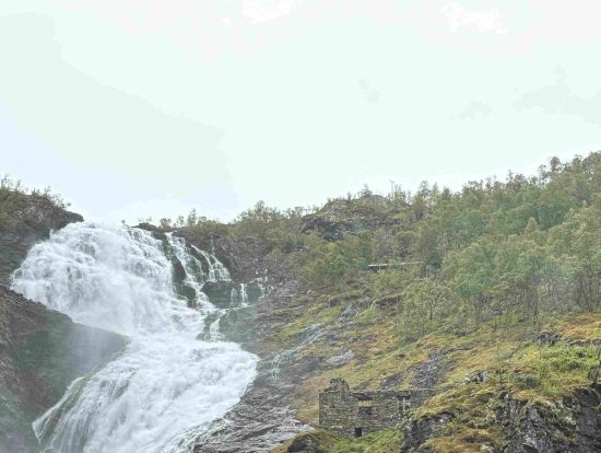 ショース滝(フロム鉄道 途中停車)