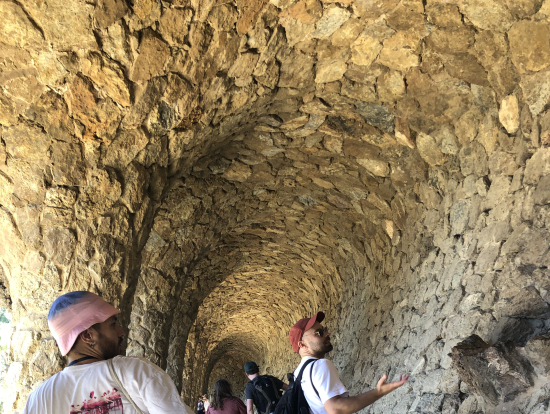 グエル公園でも、公園の歴史や建築について丁寧に面白く解説していただけました！