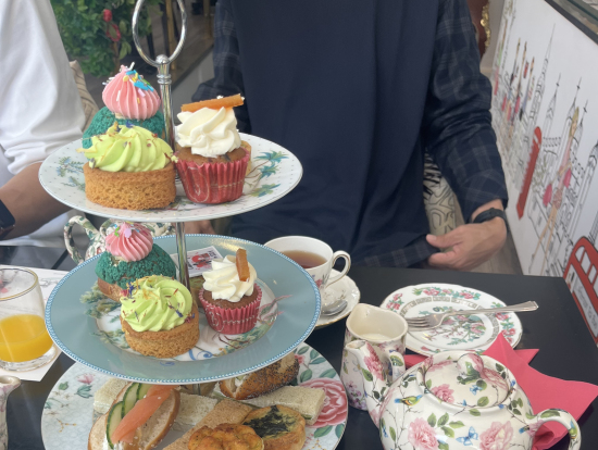 カラフルなケーキ