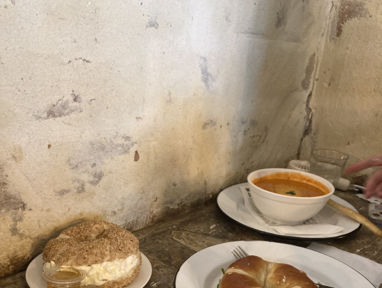 ベーグルだけでなくスープも絶品