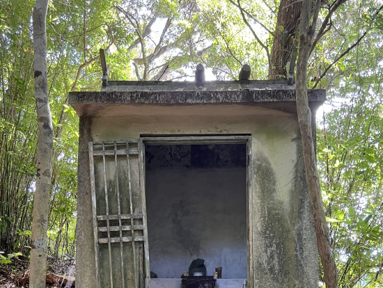 信仰のあり方にも触れる