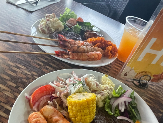 バイキング形式のお料理