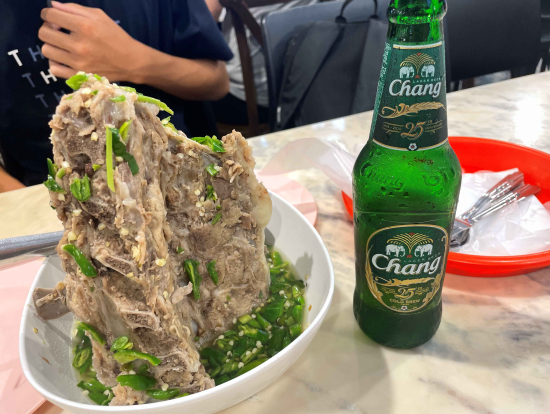 ナイトマーケットで食べたレンセープ。おいしかったです。