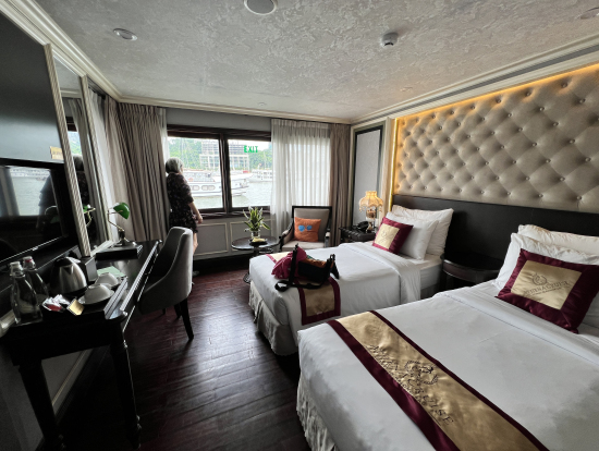 こんなお部屋でした。お湯の量はやや寂しい