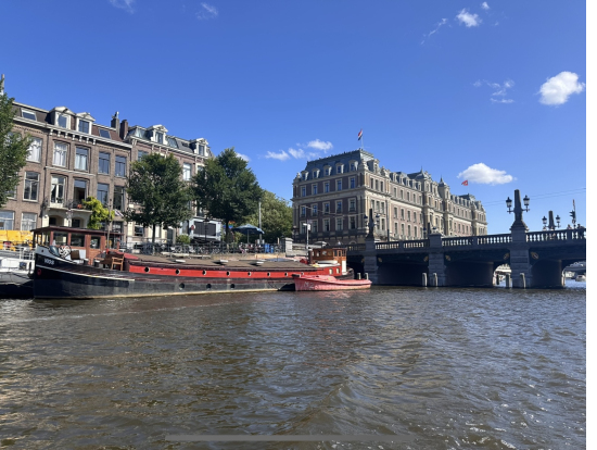 船からの街の眺めがとてもよかったです