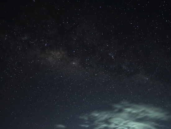 リョウマさん撮影。解像度半減でこの星の数です