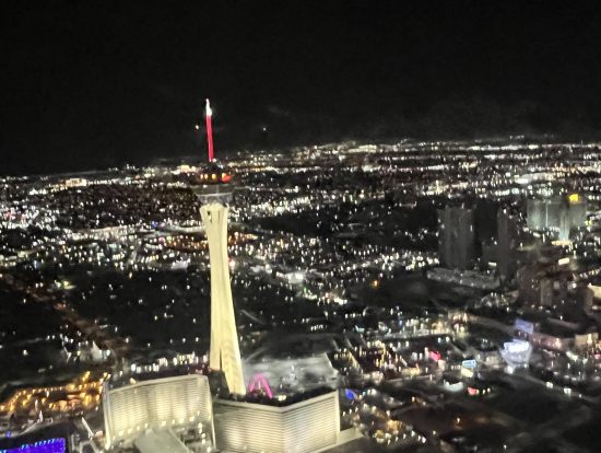 ストラスフィアタワーで方向転換します