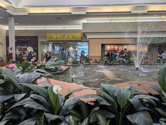 カハラモールにて