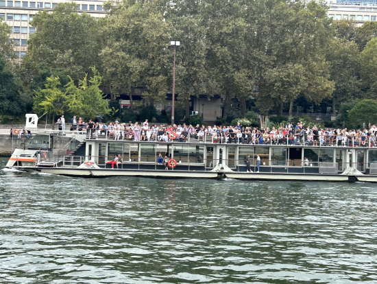 みんな手を振って楽しかったです。