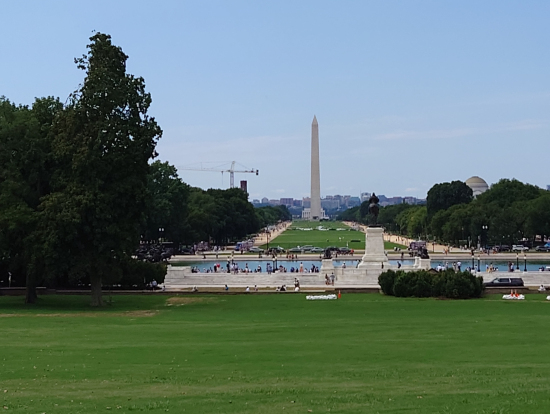 ザ・ワシントン。過去・未来の大統領に思いをはせ