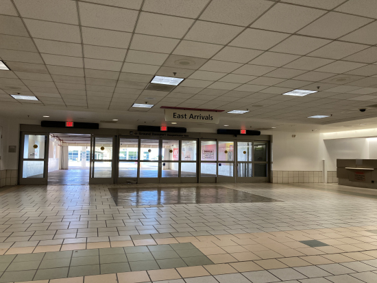 この先でバスに乗ります。